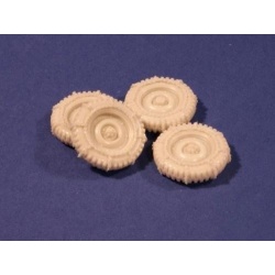 RE35-159 Road Wheels with chains for US “Jeep”, PANZERART, SCALE 1/35