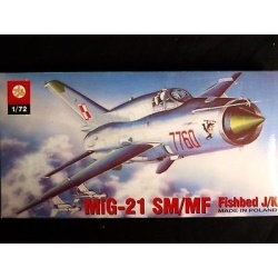 MIG-21 SM/MF FISHBED J/K - RUSSIAN COLD WAR FIGHTER, SCALE 1/72, ZTS PLASTYK