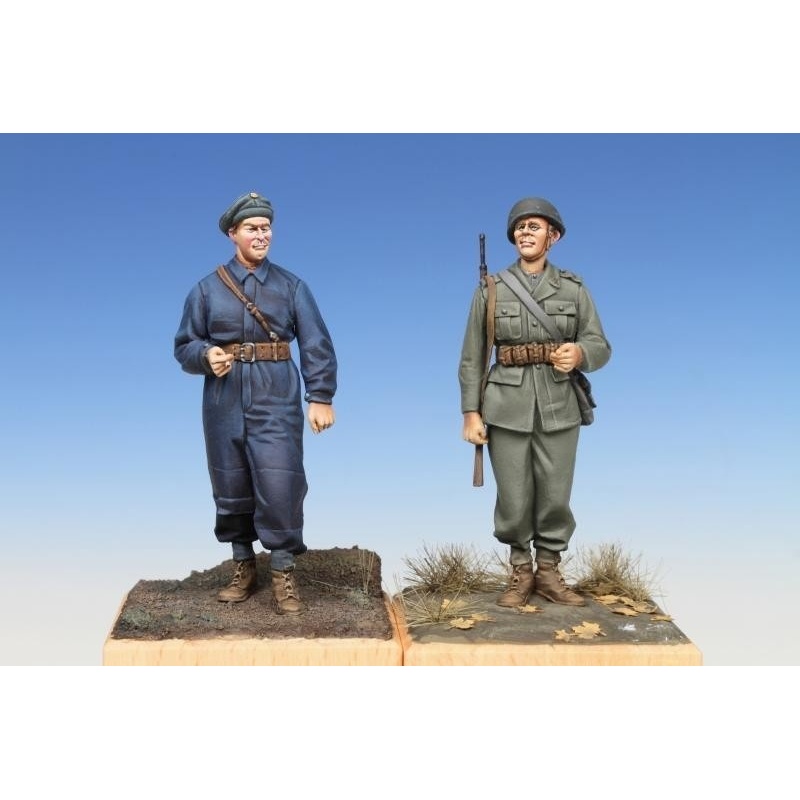 SWEDISH TANK CREWMAN&INFANTRY SOLDIER, WWII (2 figures), The Bodi, TB-35090,1:35