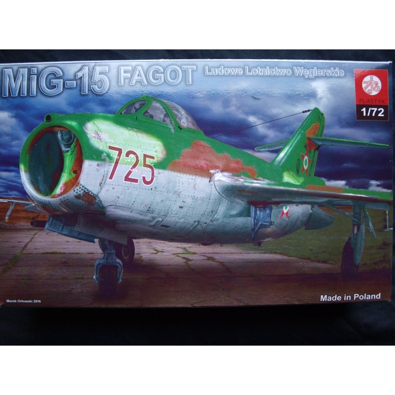 MIG-15 FAGOT HUNGARIAN AIR FORCE, ZTS PLASTYK S-068, 1/72