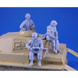 LEGEND PRODUCTION, LF0116, WWII German Tank Crew and Riders set (3 FIGURES),1:35