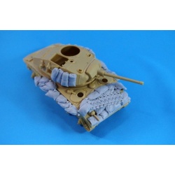 RE35-216, Sand Armor for M24 “Chaffee” , PANZERART, SCALE 1/35