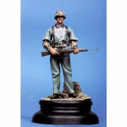 SOL RESIN FACTORY MM024, SCALE 120mm GERMAN SNIPER WW II (Base is Not Included)