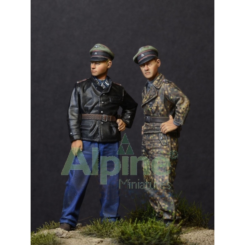 ALPINE MINIATURES 35122, Tiger Aces in Normandy (2 Figures), SCALE 1:35