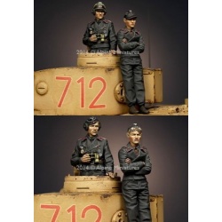 ALPINE MINIATURES 35177, Panzer Commander Set (2 Figures), SCALE 1:35