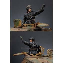 ALPINE MINIATURES 35172, SS Panzer Commander 1, SCALE 1:35