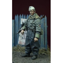 D-Day Miniature, 35071, 1/35 Waffen SS Foreign Volunteer,Winter 1943-45