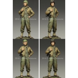 ,ALPINE MINIATURES 35217, US 3rd Armored Division Corporal,  SCALE 1:35