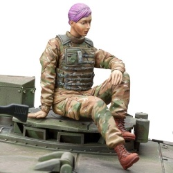 SOL RESIN FACTORY, British Armed Forces Female Tank Gunner, MM284, SCALE 1:16