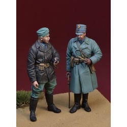 D-Day Miniature, 35130–WWII Dutch Officers, Holland 1940 (2 FIGURES), SCALE 1/35