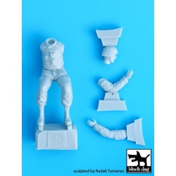 F35054, Us soldiers for M 1070 Truck tractor (3 FIGURES) , BLACK DOG, 1:35
