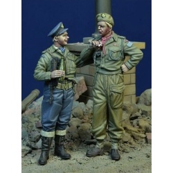 D-Day Miniature , 35204 – WWII Canadian Pilot & NCO (2 Fig.) , 1/35
