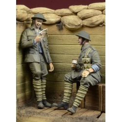 D-Day Miniature, 35036 –“In a Trench”–WWI British Infantry at rest(2 FIG.), 1/35