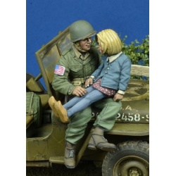 D-Day Miniature, 35214 – US Paratrooper with small girl, 1944-45 (2 Fig.) , 1/35