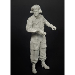 FI35-166, British tank commander coverall (1 FIG.) , Panzer Art, SCALE 1/35fficer, 1:35