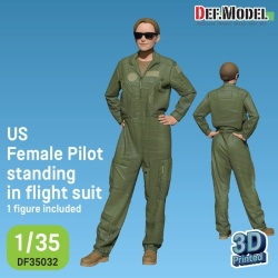 DEF.MODEL, DF35032, US Female pilot standing in flight suit (1 FIGURE), 1:35